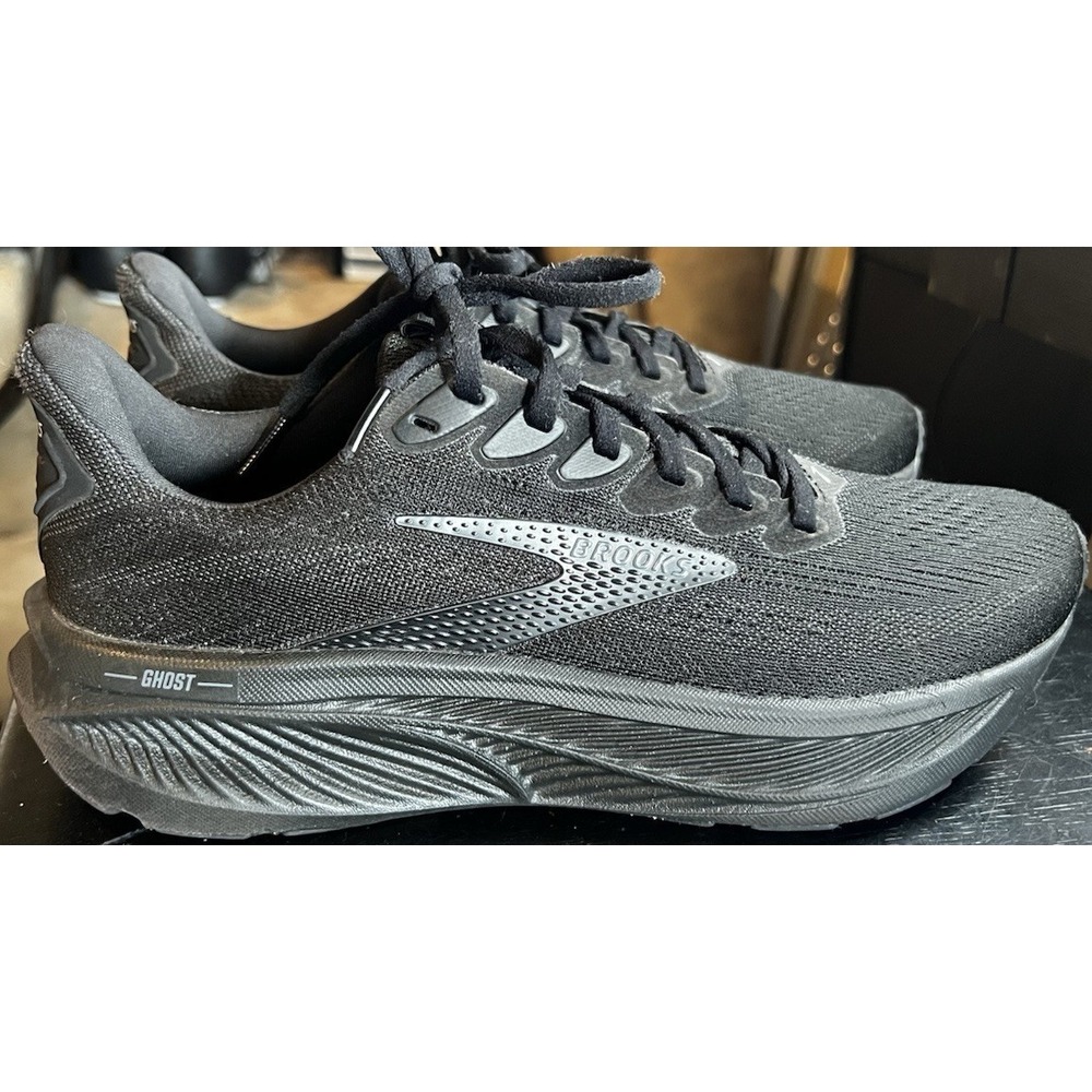 Brooks Ghost 17 Triple Black Running Shoes Women's Size 8 Athletic Sneakers